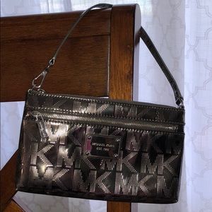 Michael Kors Wristlet in Silver